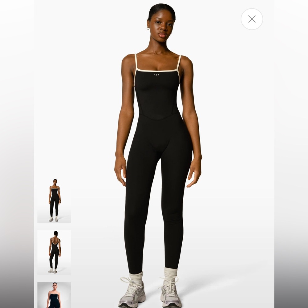 437 THE ONESIE / BLACK-CRÈME